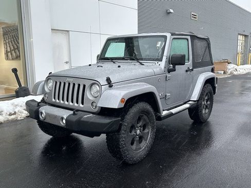 Used 2017 Jeep Wrangler Sahara w/ Dual Top Group image 3