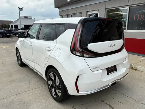Used 2023 Kia Soul GT-Line w/ GT-Line Technology Package FWD image 4