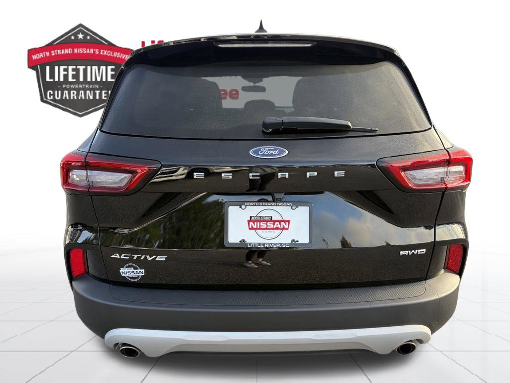Used 2025 Ford Escape Active w/ Cold Weather Package AWD/4WD image 4