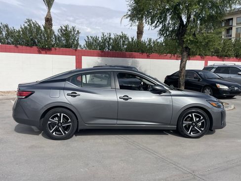 Used 2024 Nissan Sentra SV image 3