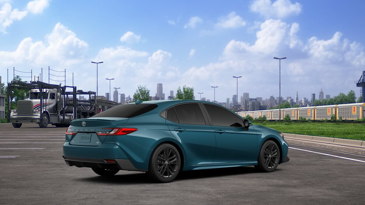 New 2026 Toyota Camry SE FWD image 10