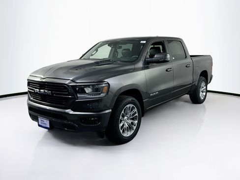 Used 2023 RAM 1500 Laramie AWD/4WD image 1