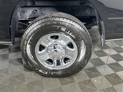 New 2026 RAM 3500 Tradesman w/ Chrome Appearance Group image 17