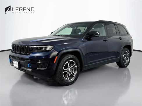Used 2023 Jeep Grand Cherokee Trailhawk w/ Luxury Tech Group III AWD/4WD image 1