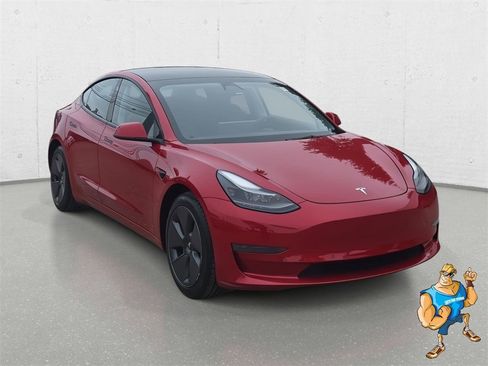Used 2022 Tesla Model 3 image 3