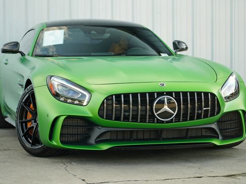 Used 2018 Mercedes-Benz AMG GT R image 4