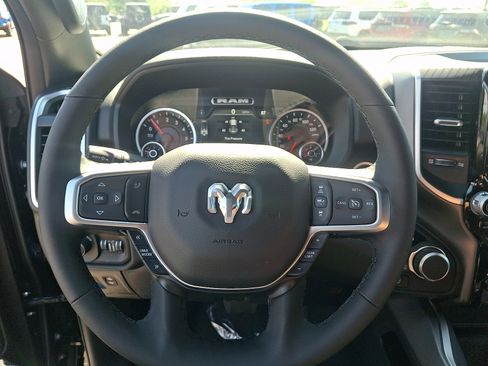 New 2026 RAM 1500 Big Horn AWD/4WD image 15
