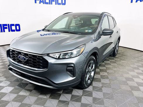 Certified 2025 Ford Escape ST-Line image 4