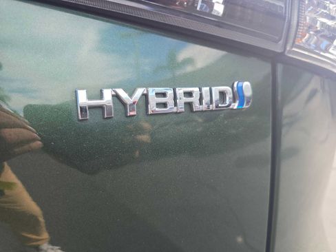 Used 2024 Toyota Highlander Limited image 13