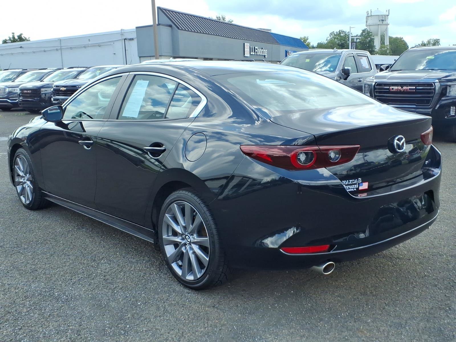 Used 2024 MAZDA MAZDA3 s FWD image 6