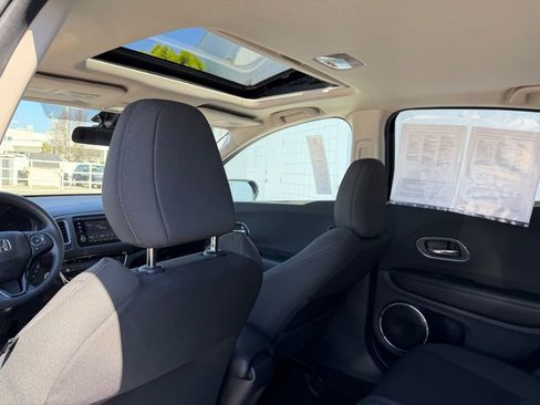 Used 2022 Honda HR-V EX image 17