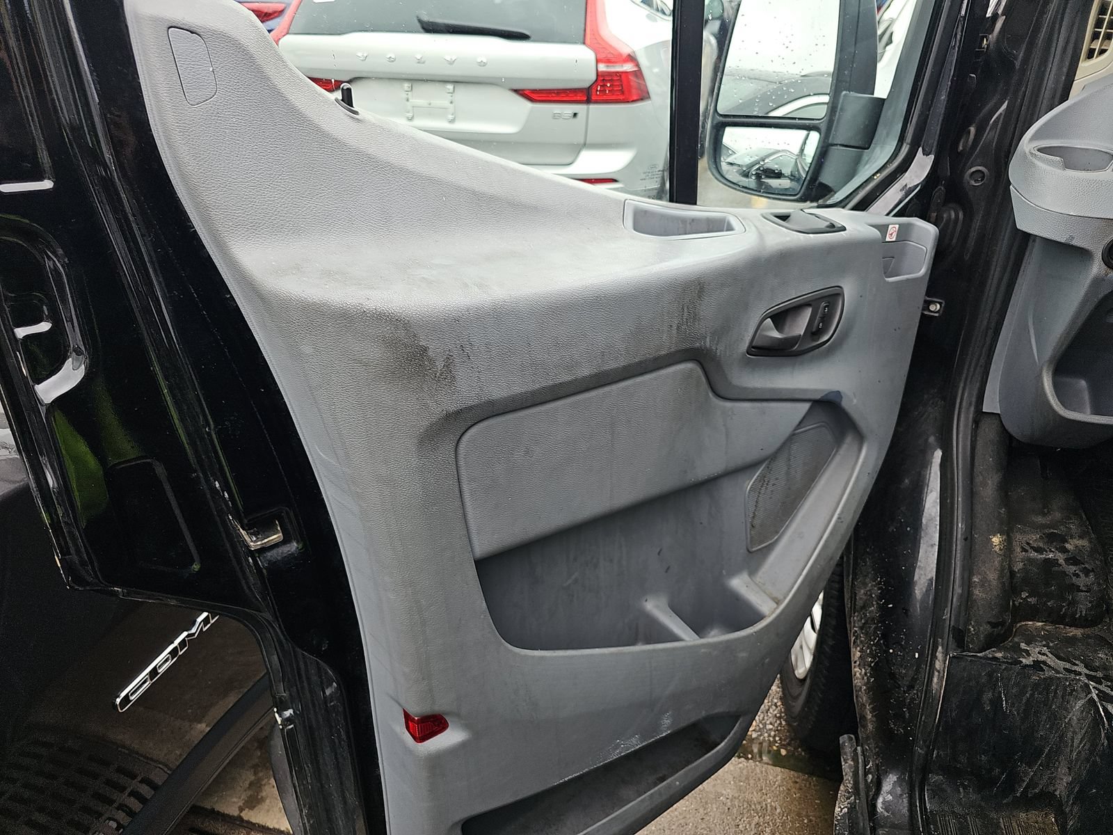 Used 2019 Ford Transit 150 130 Low Roof w/ Exterior Upgrade Package RWD image 16