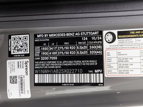 Used 2025 Mercedes-Benz G 550 image 39