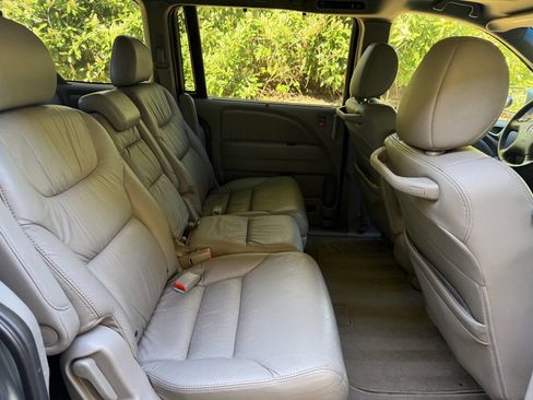 Used 2010 Honda Odyssey EX-L image 27