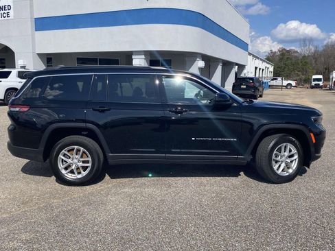 Used 2025 Jeep Grand Cherokee L Laredo w/ Luxury Tech Group I image 8