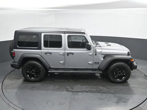 Used 2021 Jeep Wrangler Unlimited Sport AWD/4WD image 32