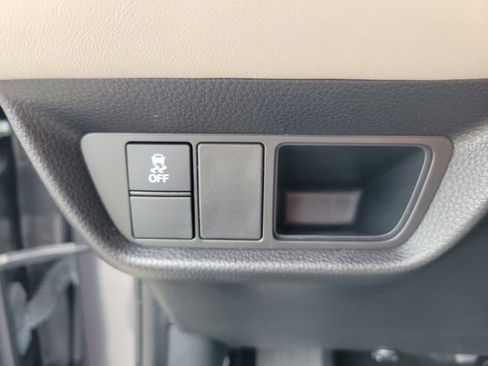 Certified 2023 Honda HR-V LX image 19