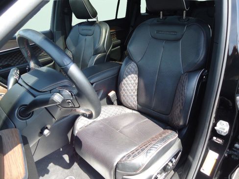 Used 2021 Jeep Grand Cherokee L Summit w/ Luxury Tech Group V image 14