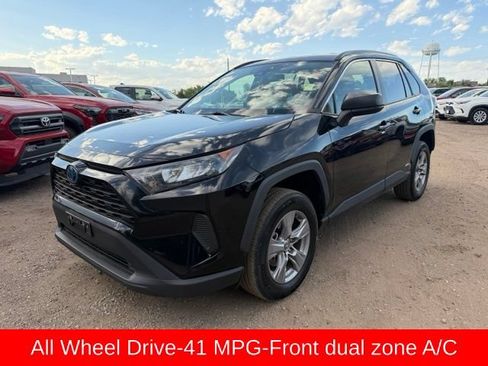 Used 2022 Toyota RAV4 LE AWD/4WD image 1