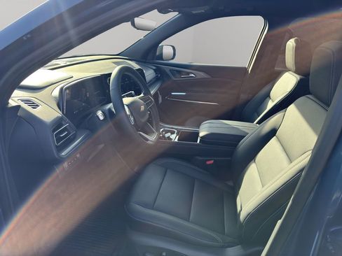 New 2026 Chevrolet Traverse LT w/ Sun and Wheel Package image 27