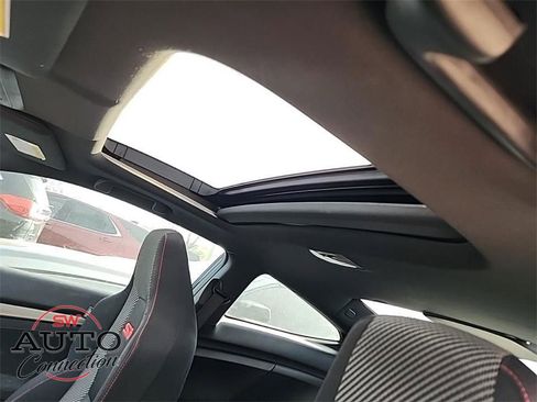 Used 2018 Honda Civic Si image 12