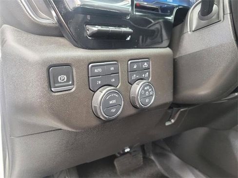 Certified 2025 Chevrolet Silverado 2500 LTZ w/ LTZ Premium Package image 19