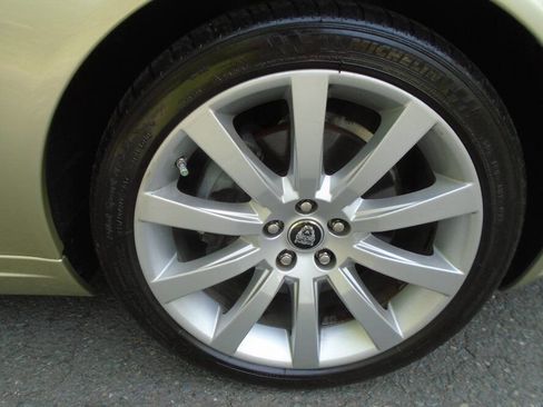 Used 2007 Jaguar XK Convertible image 25