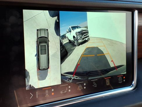 Certified 2024 GMC Yukon Denali Ultimate image 13