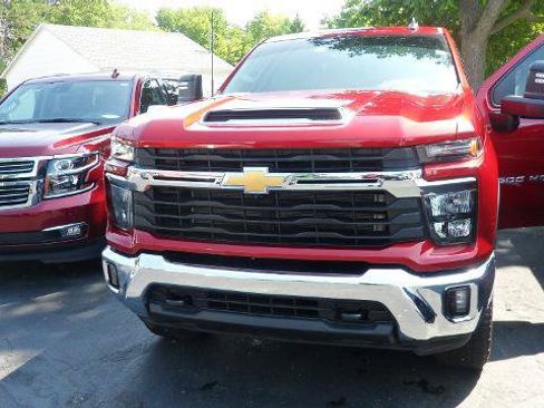 Used 2024 Chevrolet Silverado 2500 LT w/ All Star Edition RWD image 2