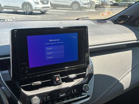 Used 2025 Toyota Corolla XSE FWD image 19