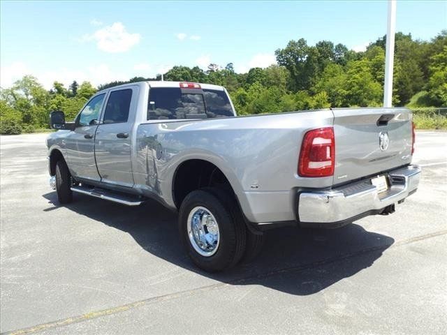 New 2024 RAM 3500 Tradesman w/ Chrome Appearance Group AWD/4WD image 5