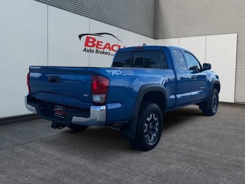 Used 2016 Toyota Tacoma TRD Off-Road image 13