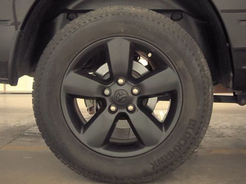 Used 2016 RAM 1500 Express w/ Black Ram 1500 Express Group image 11