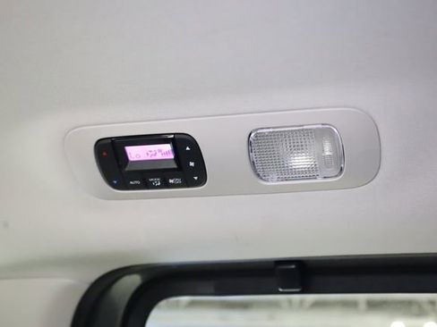 Used 2025 Honda Odyssey EX-L image 31