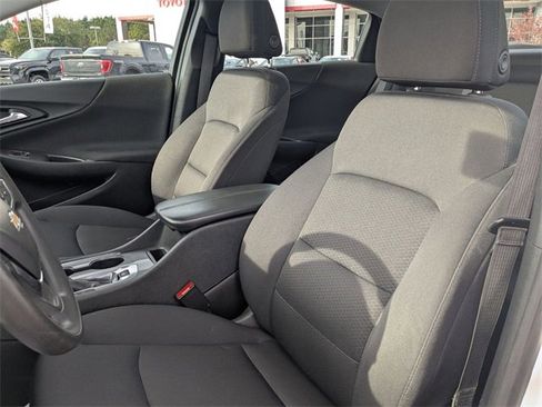 Used 2024 Chevrolet Malibu LT image 14