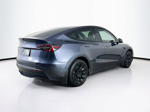 Used 2021 Tesla Model Y Long Range AWD/4WD image 9