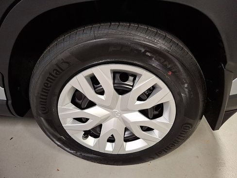 New 2026 Toyota Corolla Cross L image 5