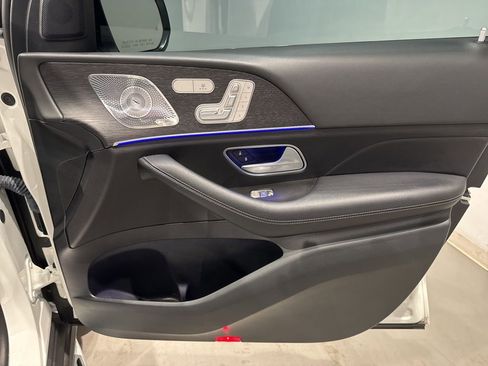 Used 2023 Mercedes-Benz GLE 350 4MATIC w/ AMG Line Exterior image 44