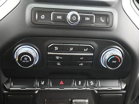 Used 2024 Chevrolet Silverado 2500 Custom w/ Z71 Off-Road Package image 19