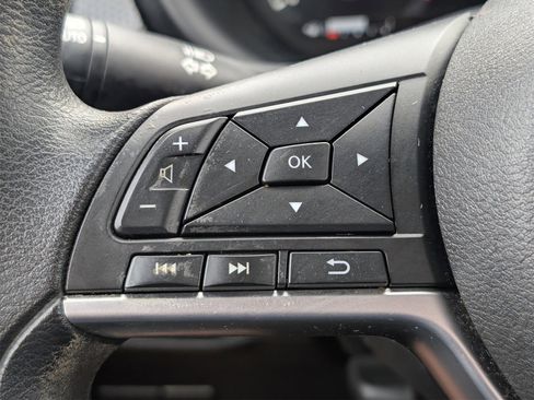 Used 2023 Nissan Kicks SV image 20