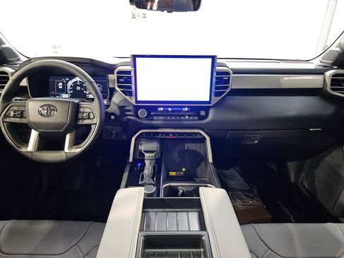 New 2026 Toyota Tundra Limited AWD/4WD image 9