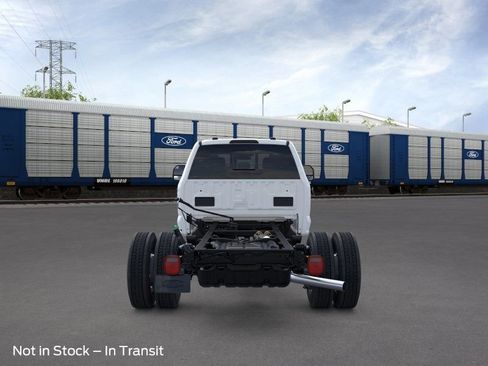New 2026 Ford F550 4x4 Crew Cab image 6