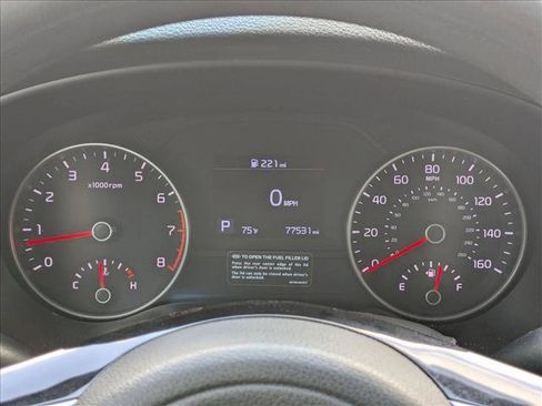 Used 2020 Kia Sportage LX image 11