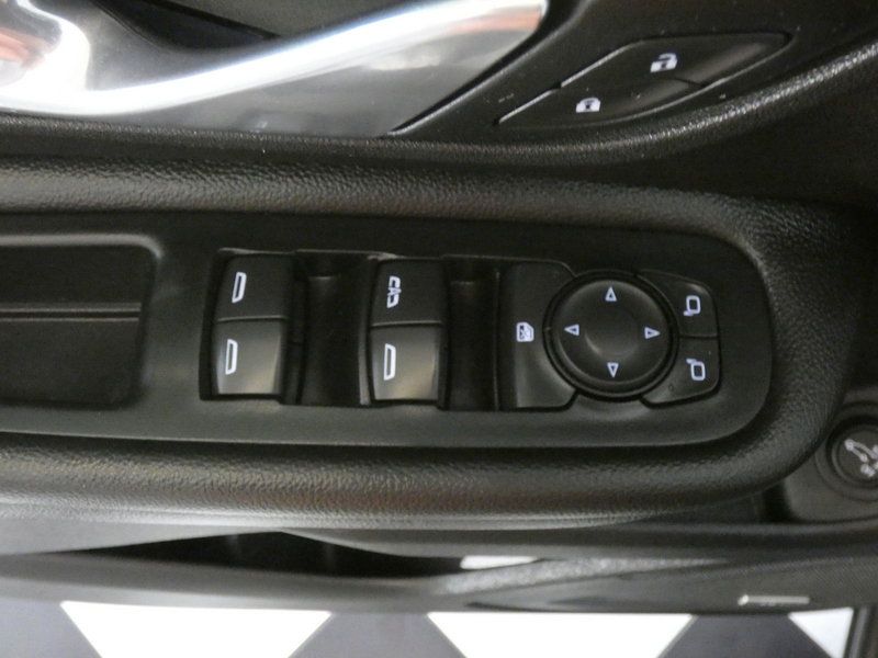 Used 2021 GMC Terrain SLT w/ Infotainment Package II AWD/4WD image 21