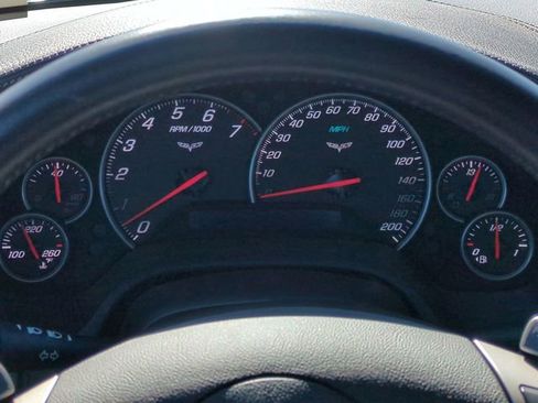 Used 2011 Chevrolet Corvette Grand Sport w/ Preferred Equipment Group RWD image 15