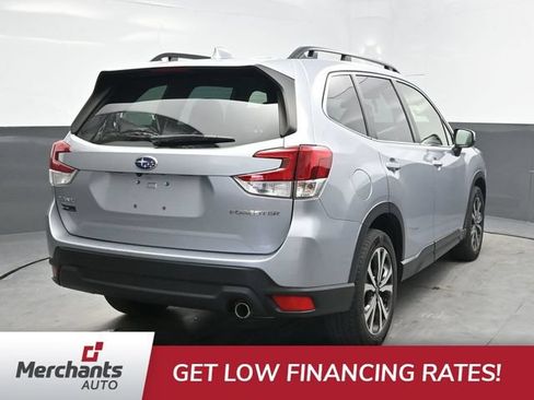 Used 2023 Subaru Forester Limited AWD/4WD image 7