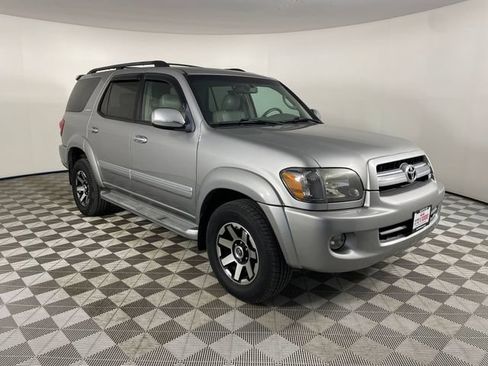 Used 2007 Toyota Sequoia Limited AWD/4WD image 17