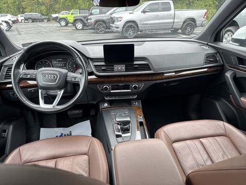 Used 2018 Audi Q5 2.0T Premium image 12