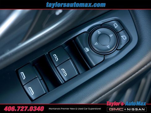 Used 2023 GMC Yukon SLE w/ Gmc Pro Safety Plus Package image 27