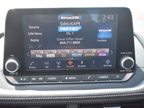 Used 2021 Nissan Rogue SL FWD image 25